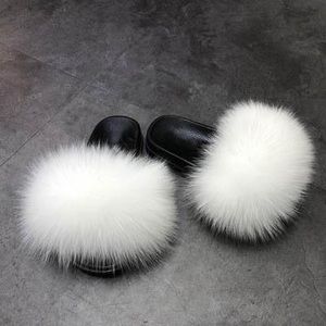 White fur slides
